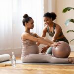 Pilates pendant la grossesse : bienfaits, précautions et limites